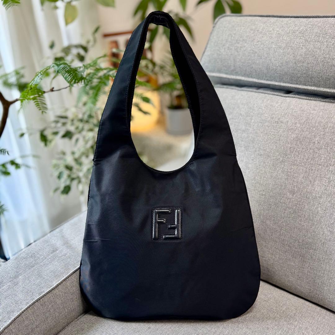FENDI フェンディ FFロゴ ナイロン ホーボーバッグ