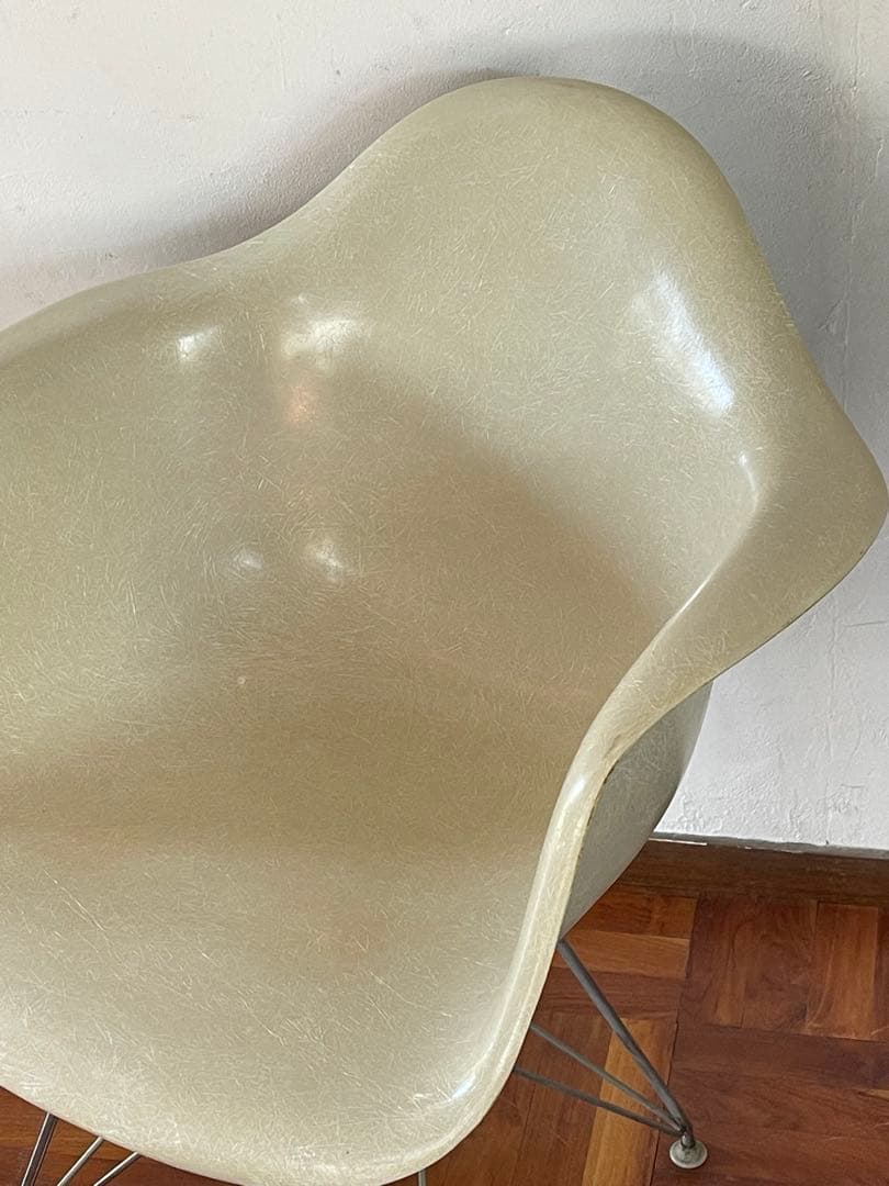 ハーマンミラー ヴィンテージ イームズ アーム シェルチェア エッフェル ベース