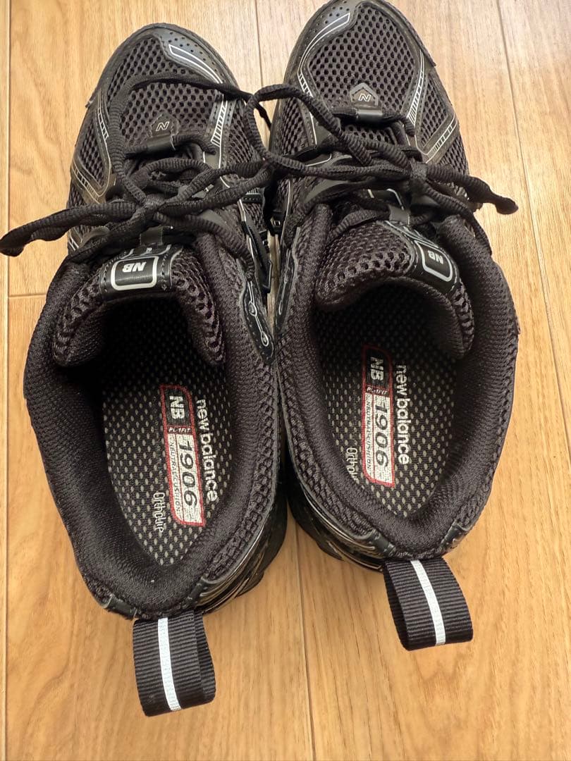 New Balance M1906RCH ブラック