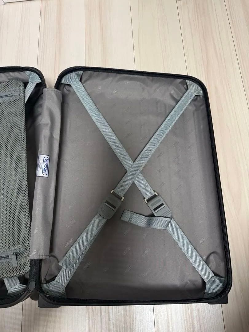 RIMOWA サルサ 35L 2輪 機内持ちサイズ