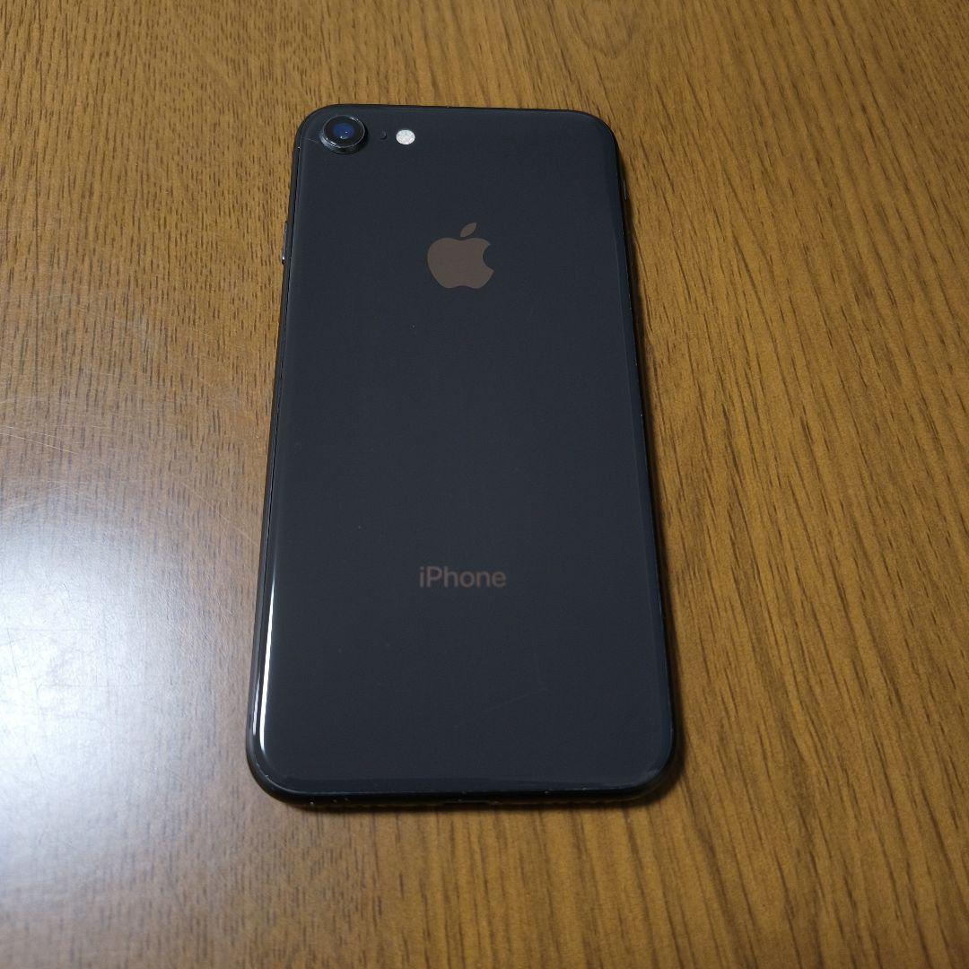Apple iPhone 8 64GB スペースグレイSIMロック解除済み