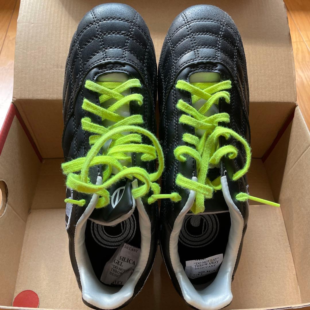 uhlsport サッカー　GKスパイク　　26cm