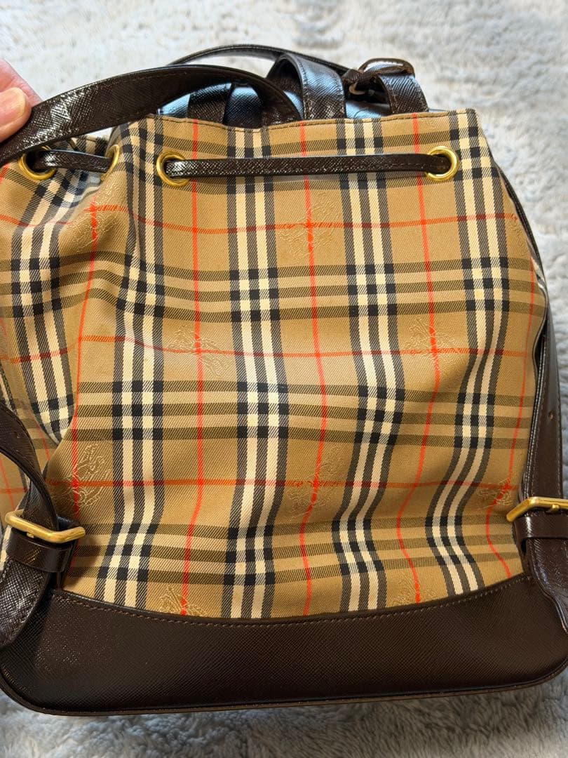 Pooh^_^ 様　Burberryノバチェック柄リュック シャドーホース