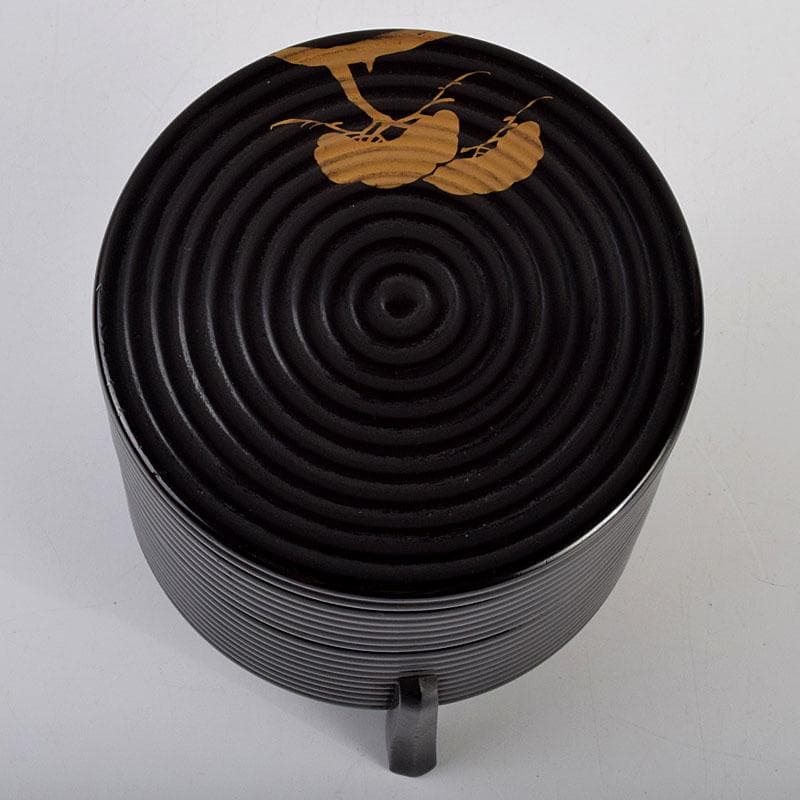 茶道具　黒漆　老松蒔絵　足付に段丸重　重箱　時代箱　C　8893