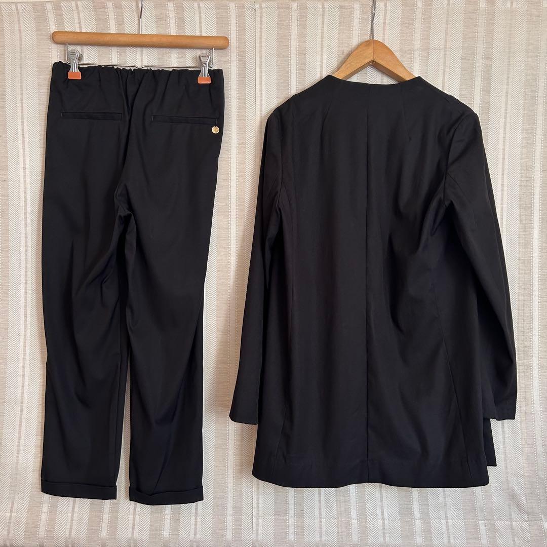 MARECHAL TERRE 黒Vネックノーカラーパンツスーツ2