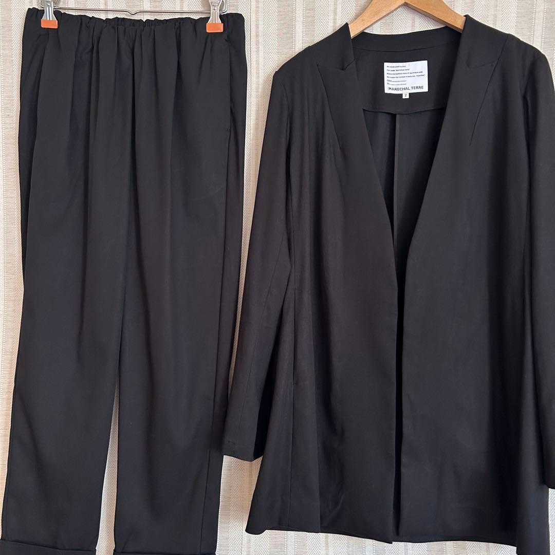 MARECHAL TERRE 黒Vネックノーカラーパンツスーツ2