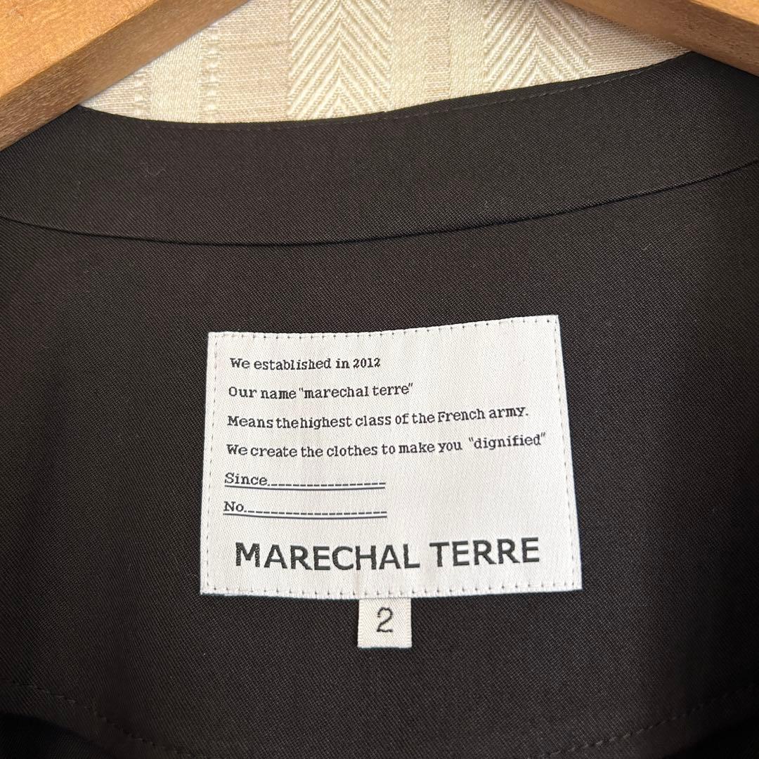 MARECHAL TERRE 黒Vネックノーカラーパンツスーツ2