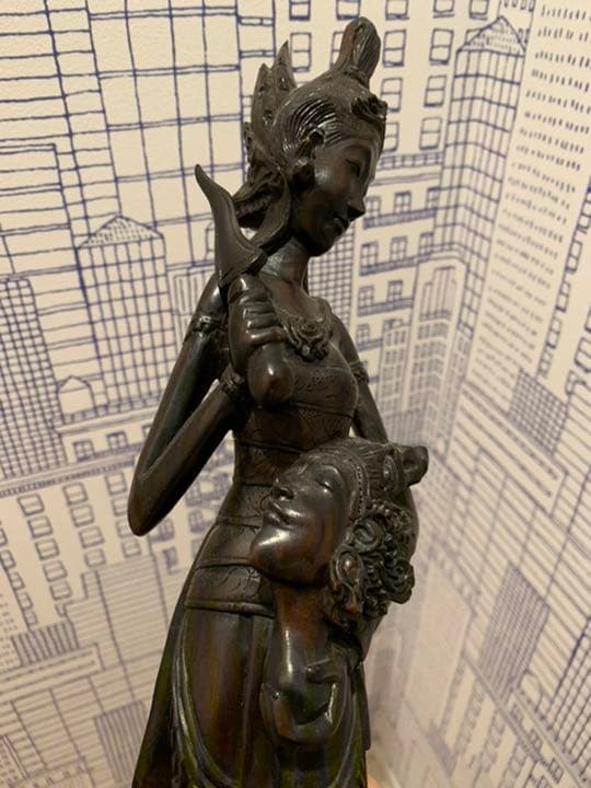 魔除けにいかがですか？　置物