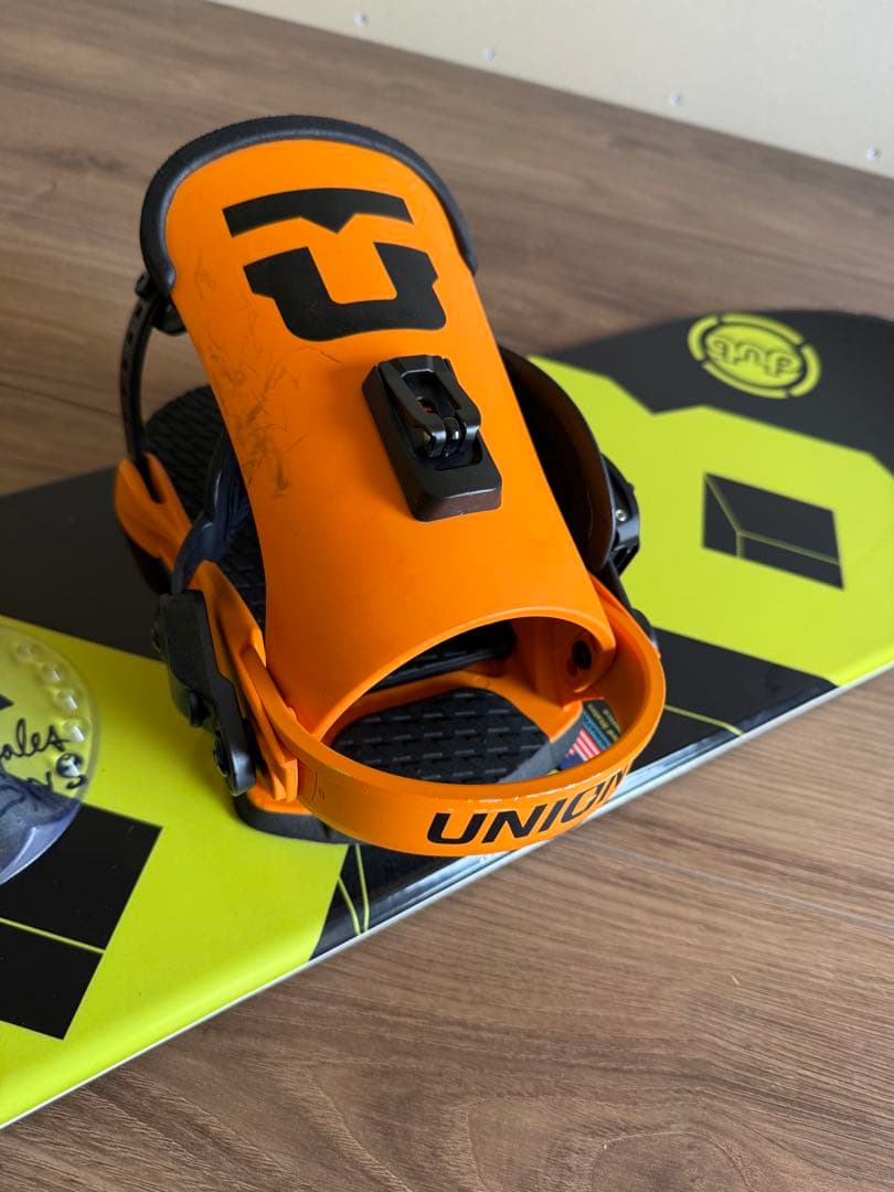 スノーボード 板130cm＋UNION ジュニア用ビンディング セット