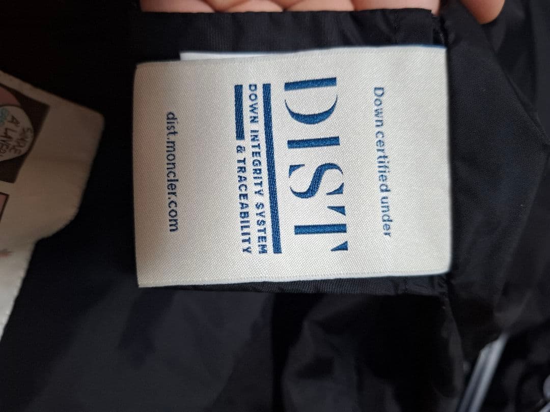 お値下げ中！MONCLERダウン