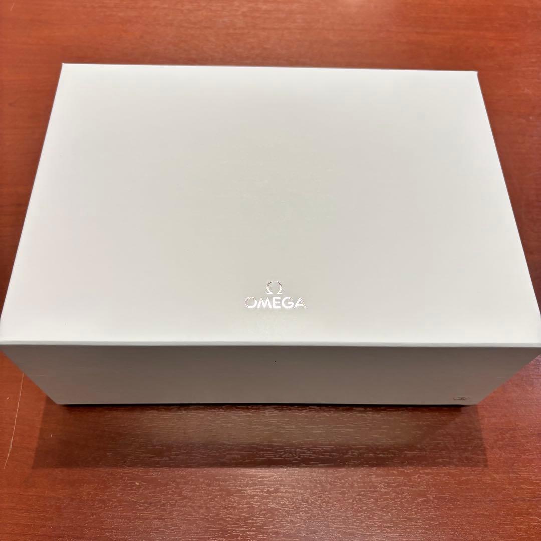 OMEGA 木製 時計ケース　シーホースピンバッチ付き