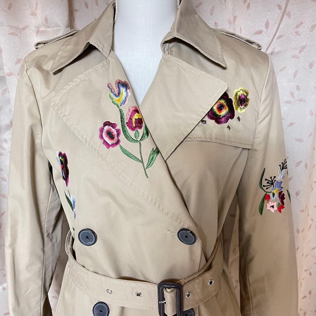 タグ付き　未使用　ZARA トレンチコート 花柄刺繍 ベルト付き ベージュ　M