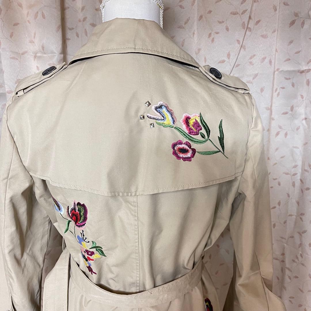 タグ付き　未使用　ZARA トレンチコート 花柄刺繍 ベルト付き ベージュ　M