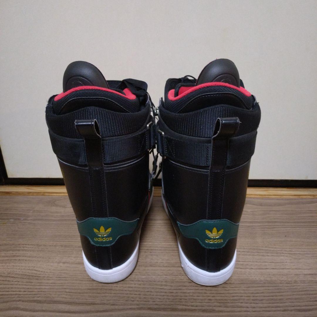 adidas スノーボードブーツ superstar