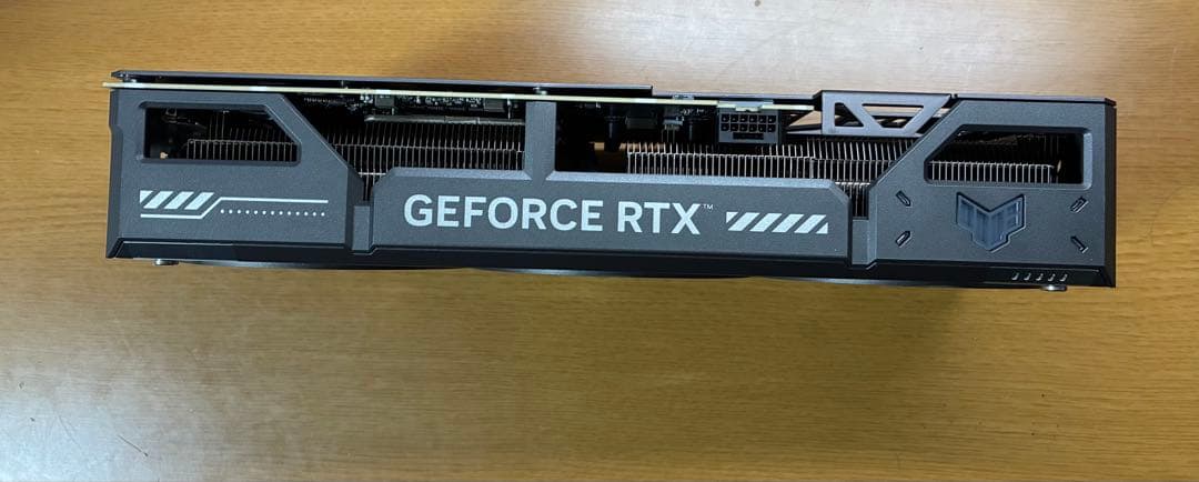 あ*ず様 ASUS TUF GAMING GEFORCE RTX 5070