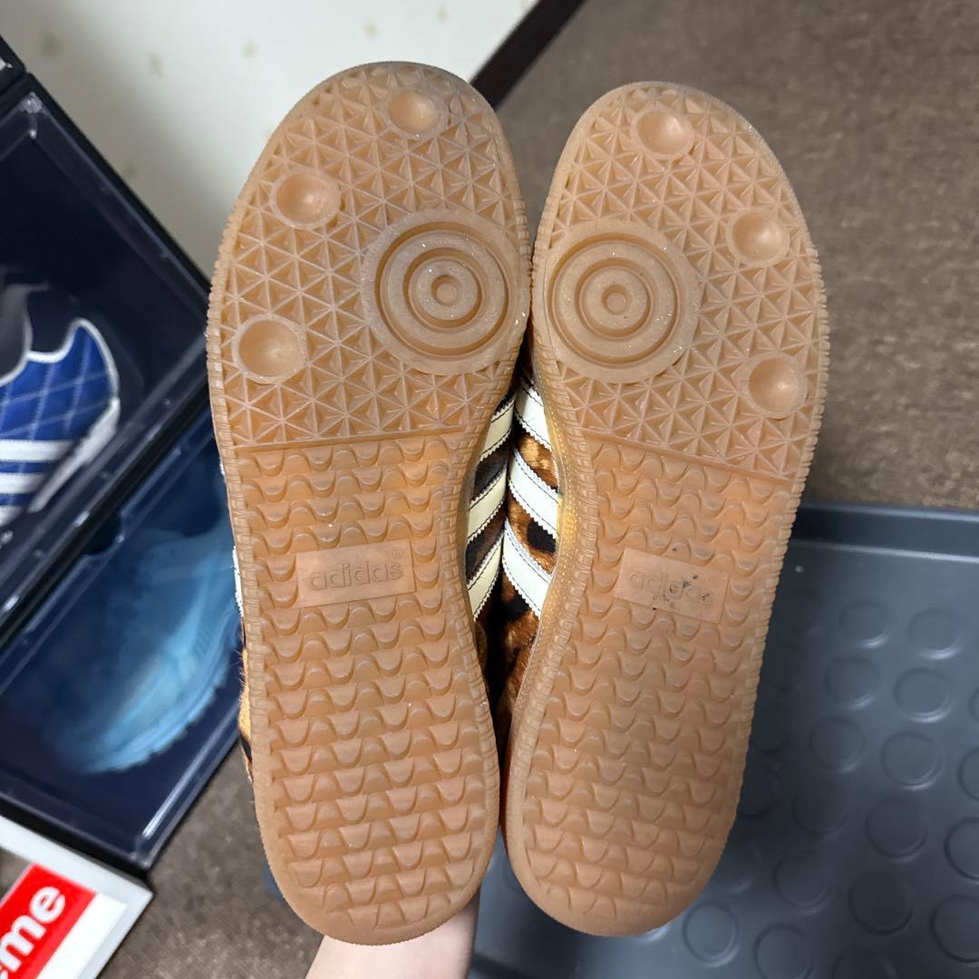 ウェールズボナー　adidasサンバ　レオパード