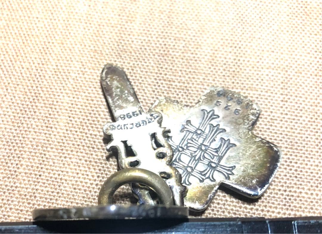 スリートリンケッツ　トップスのみです。