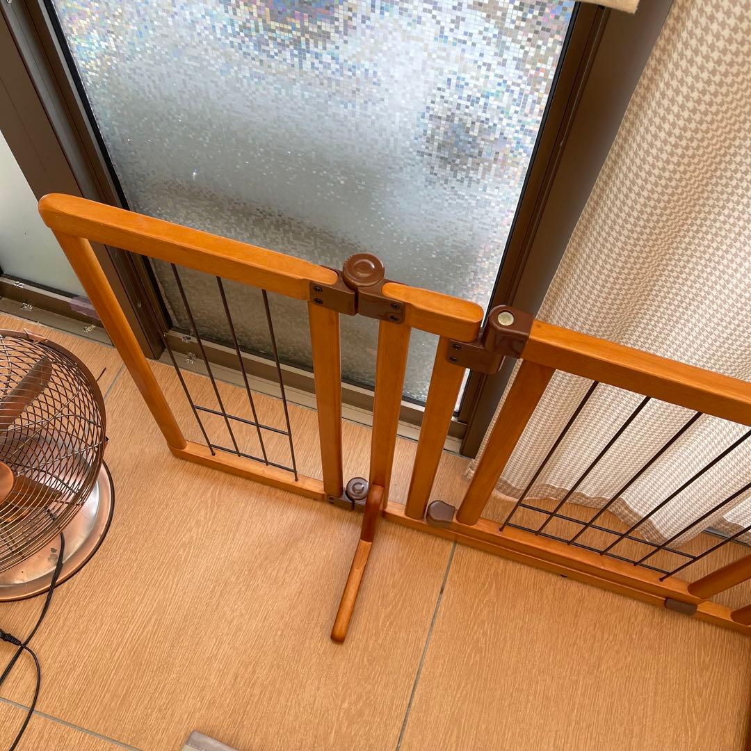 綺麗！リッチェル　木製　おくだけゲート　ペットゲート　ベビーゲートS