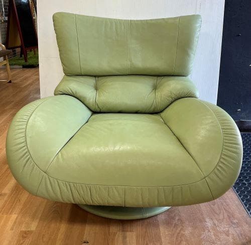 J【中古品】カリモク 一人掛けソファ 回転式　ワンランク上の座り心地♪
