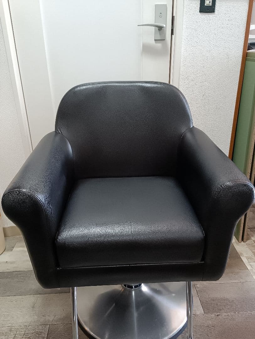 タカラベルモントスタイリングチェア③