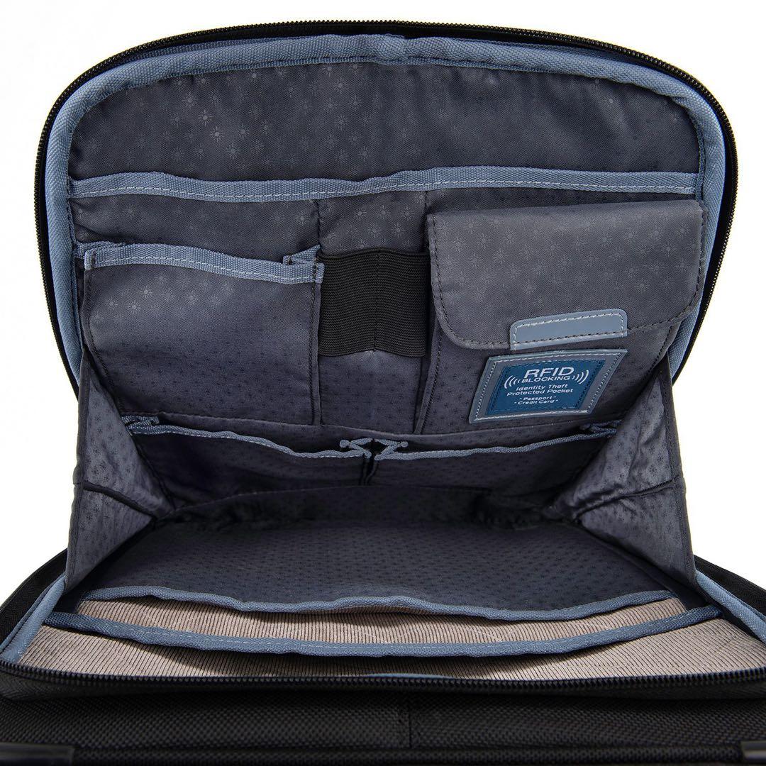 【新品未使用】Travelpro キャリーケース