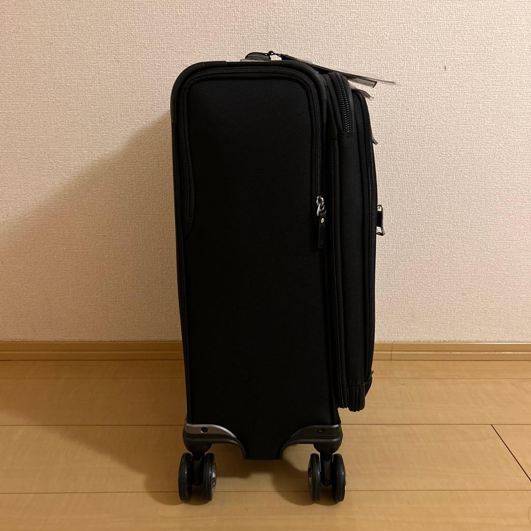 【新品未使用】Travelpro キャリーケース