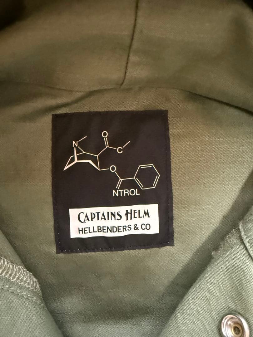 CAPTAINS HELM hellbenders フード付プルオーバー　2XL