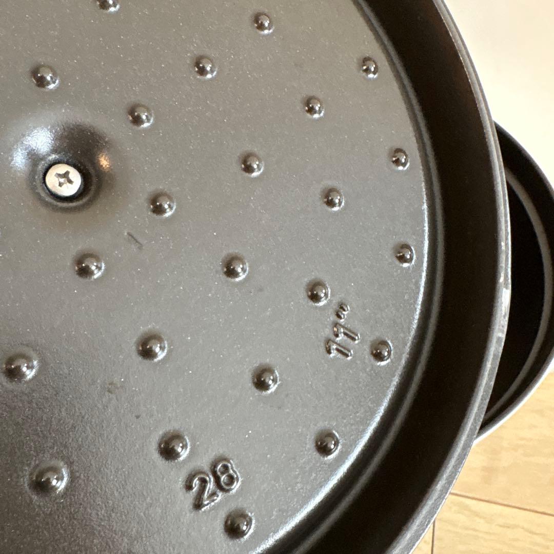 Staub ストウブ　28cmピコココット ラウンド USED