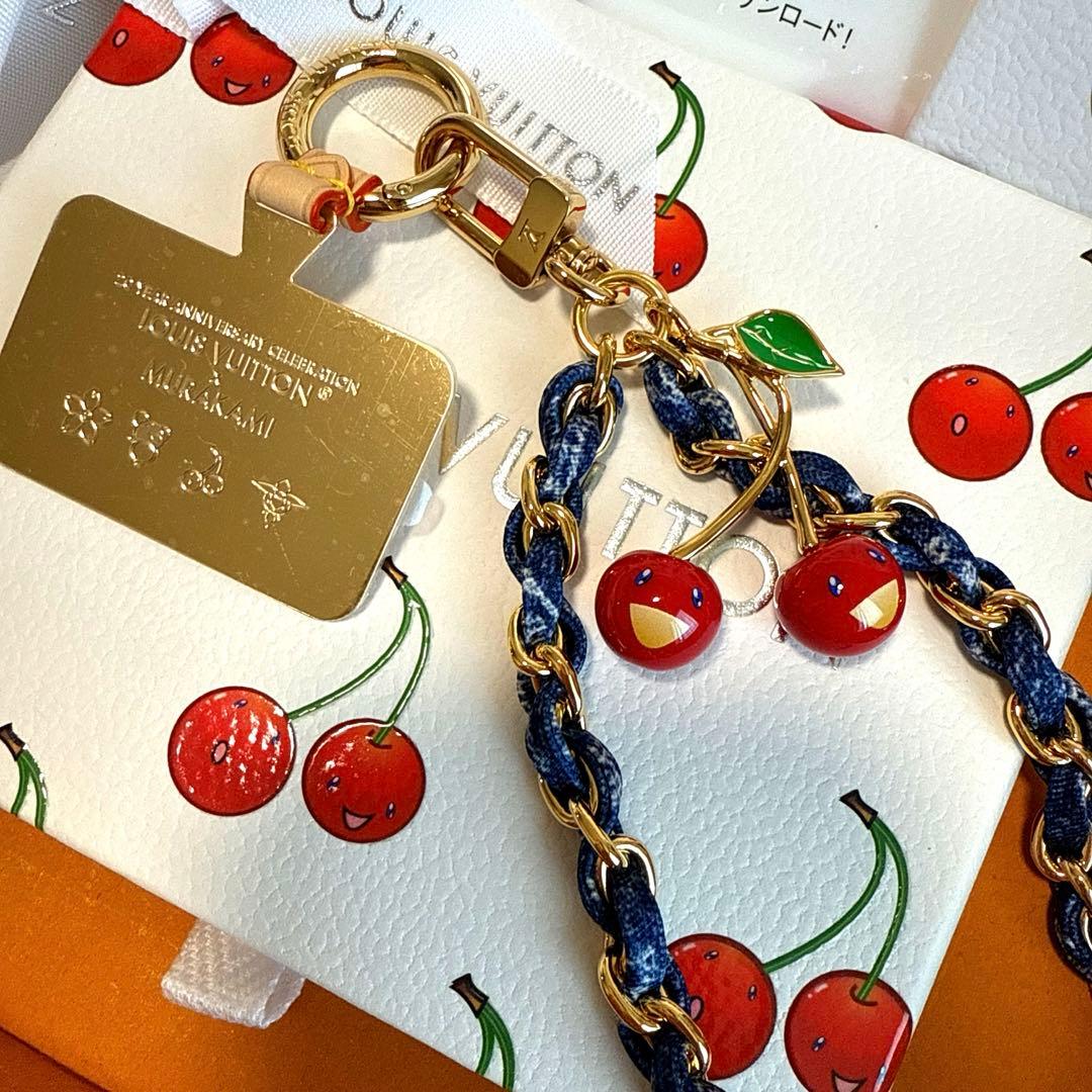 LV TM チェリー フォーンチャーム ルイヴィトン 村上隆