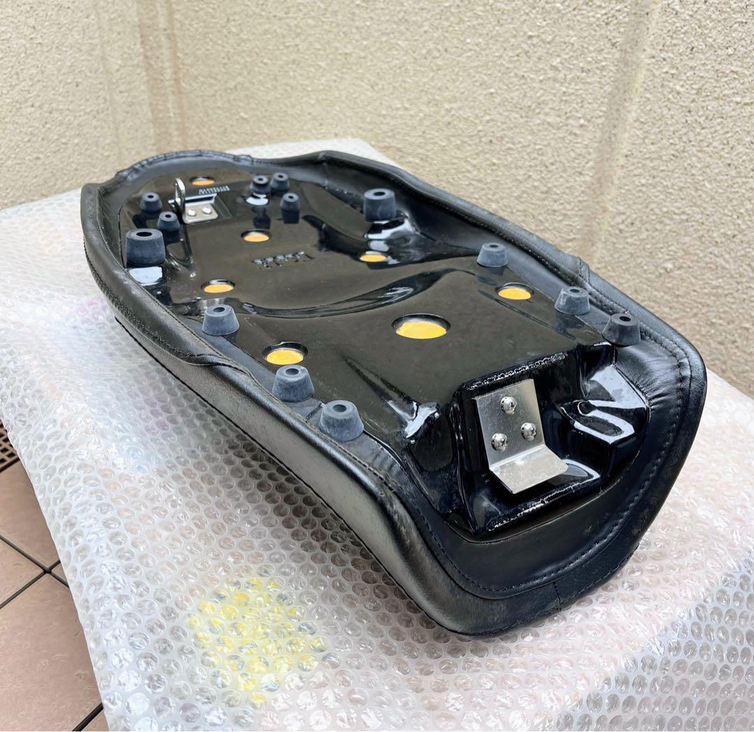 K&H製シングルシート XSR900 2016〜2021年 足付き カスタム