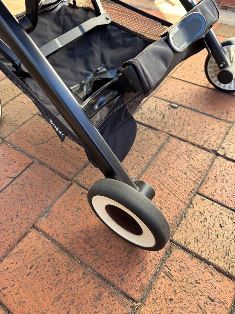 Cybex LIBELLE ベビーカー【美品】