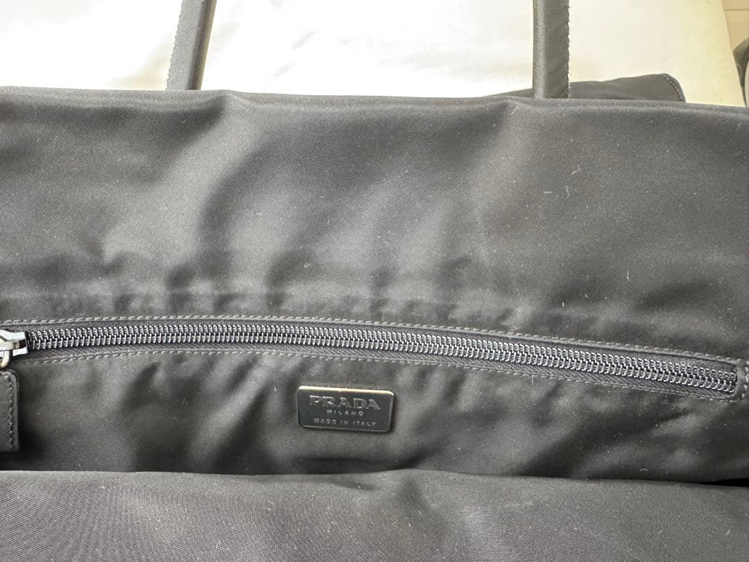 PRADA ブラック トートバッグ　大容量
