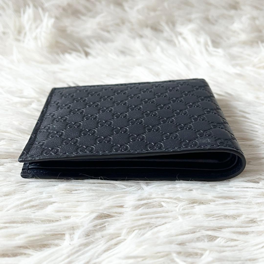 ⭐️新品未使用⭐️　GUCCI　マイクログッチシマ　二つ折り財布　ネイビー　レザー