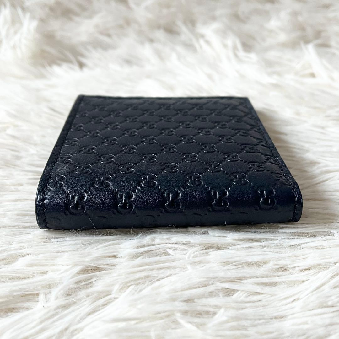 ⭐️新品未使用⭐️　GUCCI　マイクログッチシマ　二つ折り財布　ネイビー　レザー