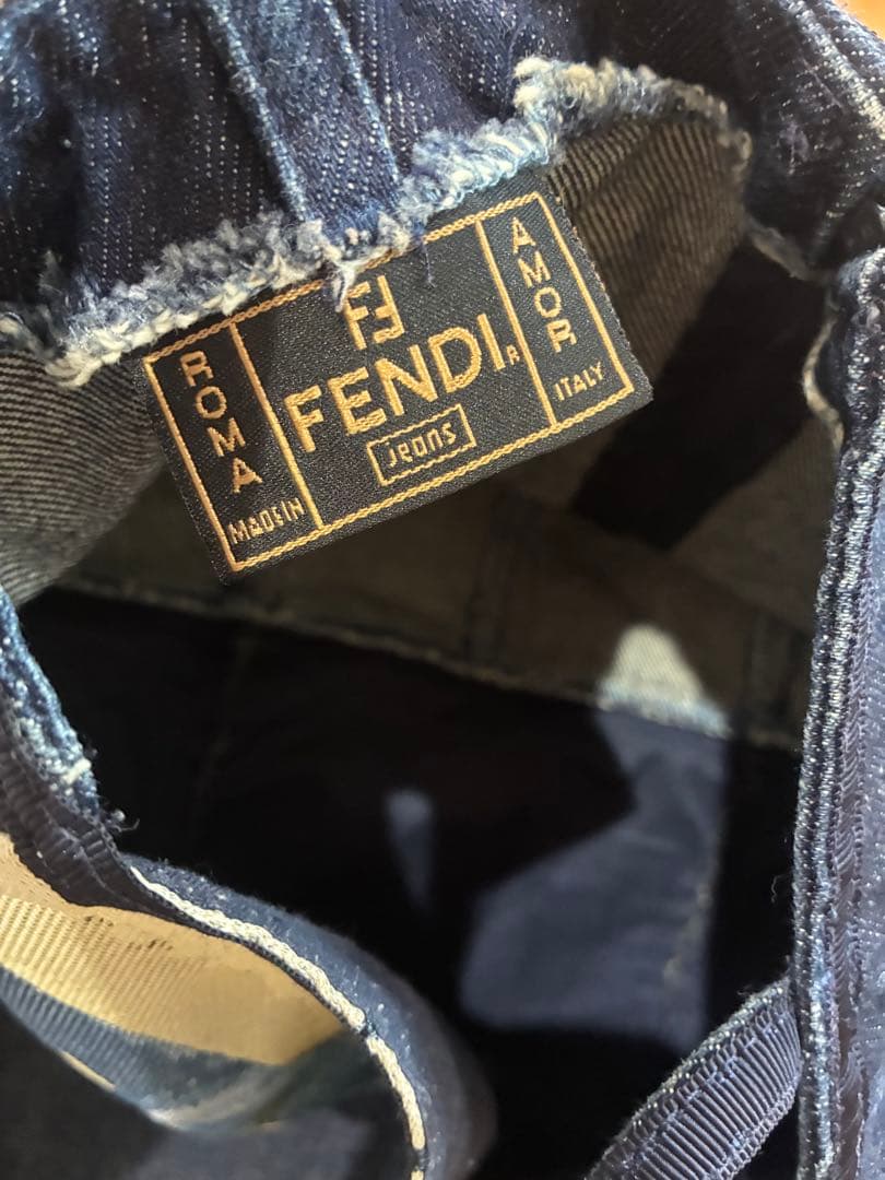 FENDIワンピース