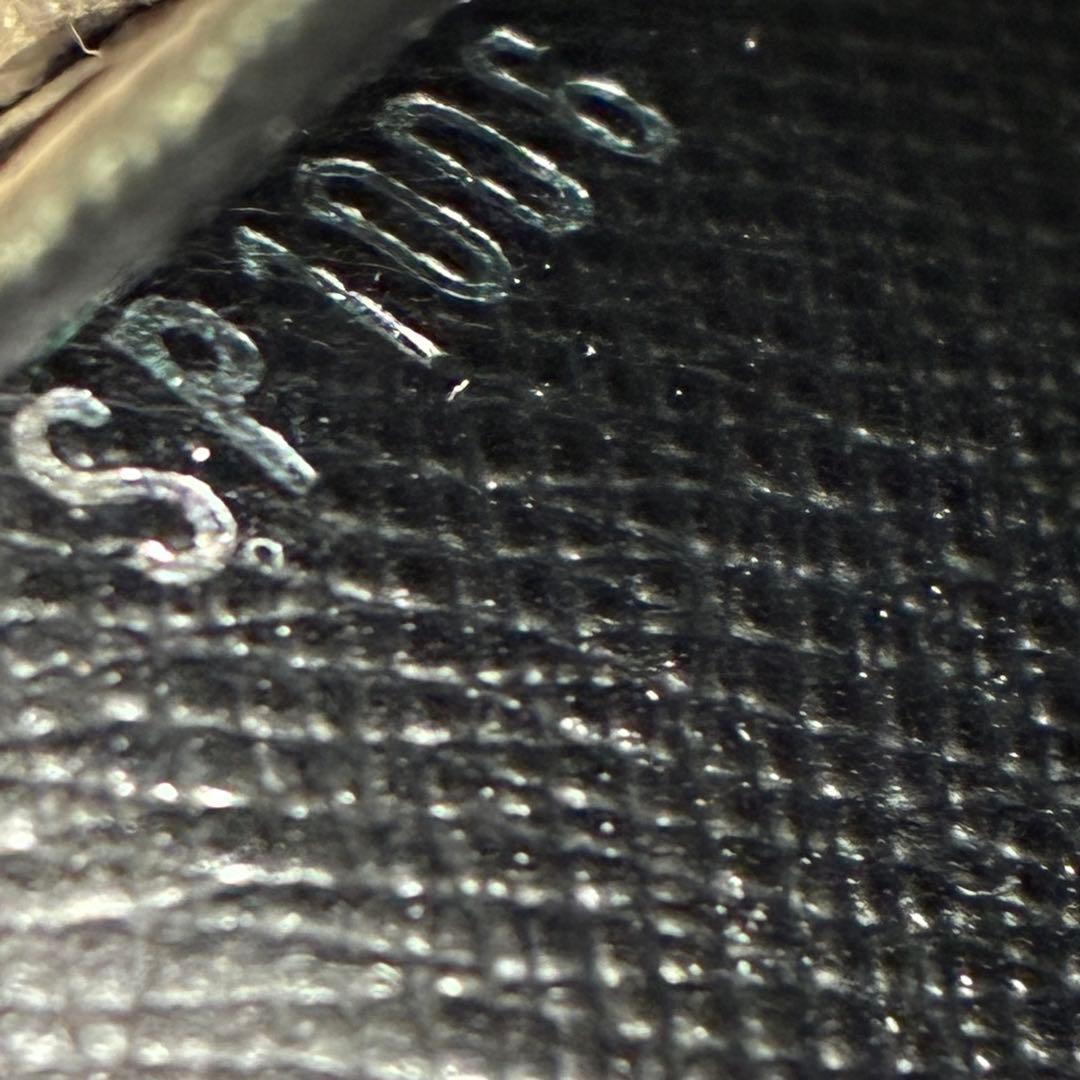 極美品　50 ルイヴィトン　エピ 三つ折り財布　二つ折り財布　Ｗホック kt5