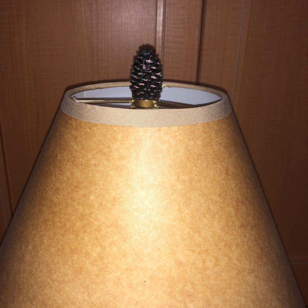 松ぼっくりライト