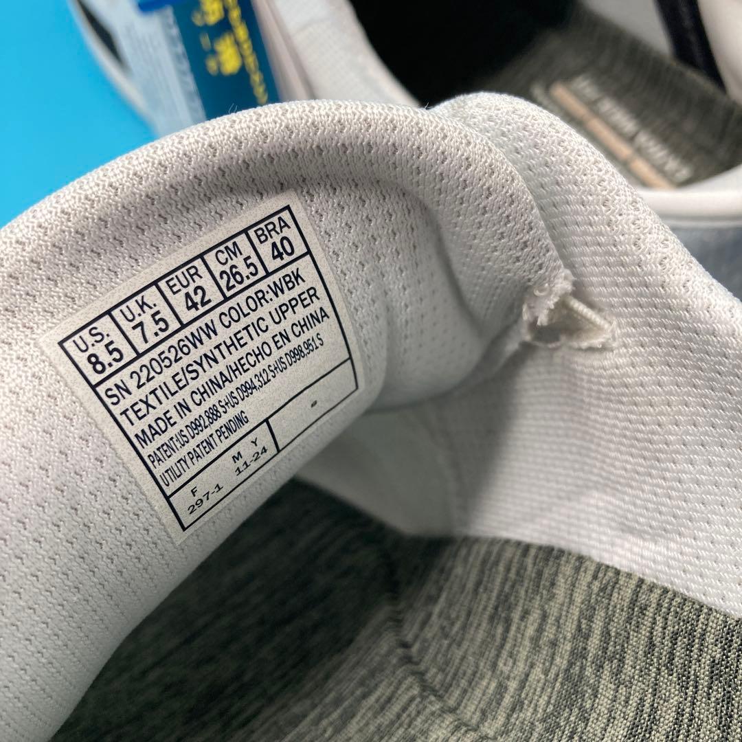【未使用】スケッチャーズ SKECHERS メンズ スリップインズ26.5cm白
