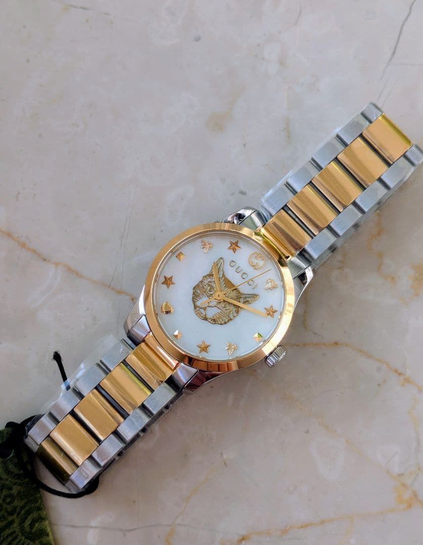 新品未使用　GUCCI　腕時計　猫　ゴールド　ホワイト　YA1265012