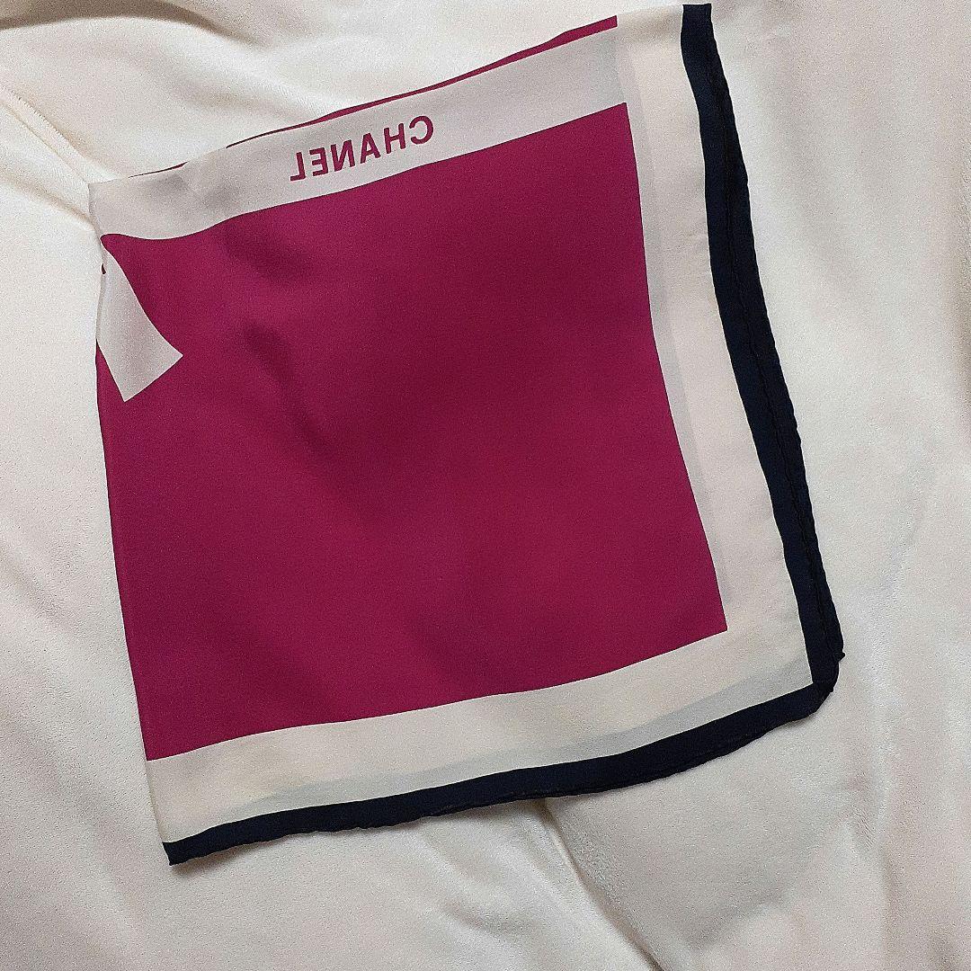 CHANEL　大判スカーフ