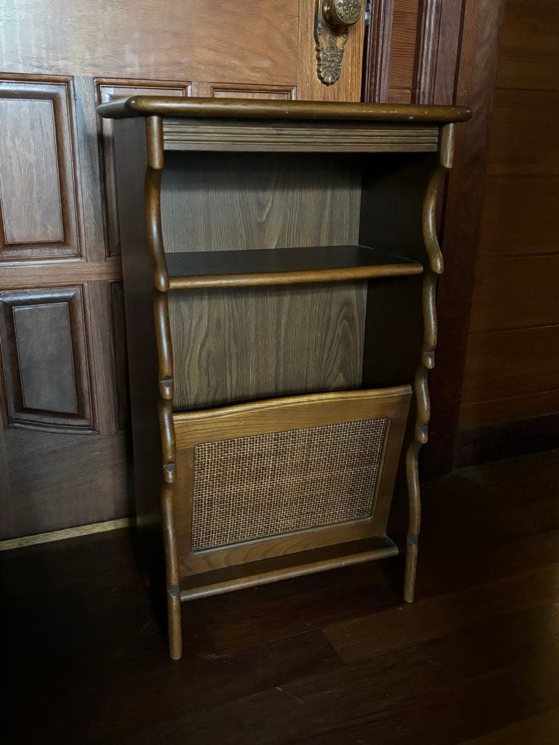 カリモク家具