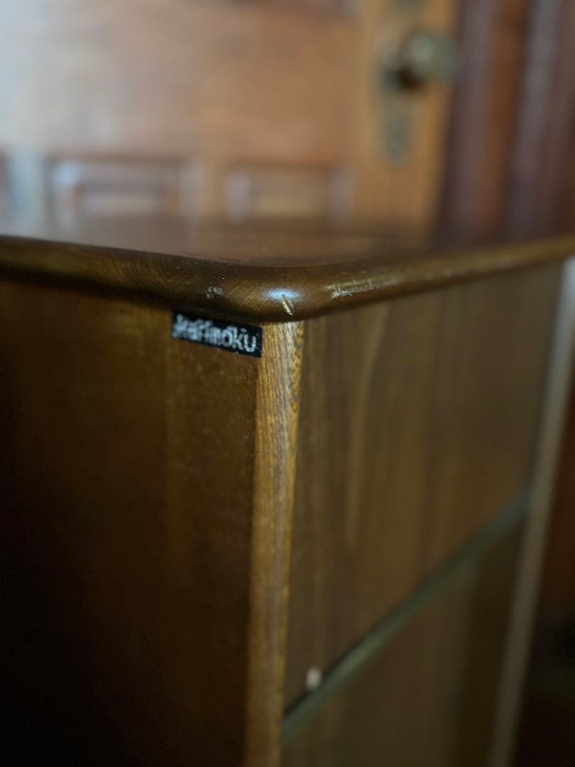カリモク家具