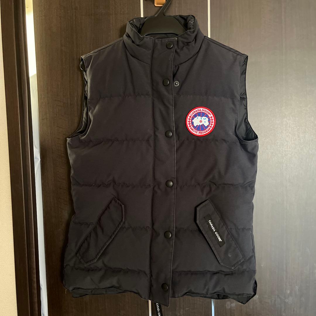   ダウンベスト ネイビー　XS/TP