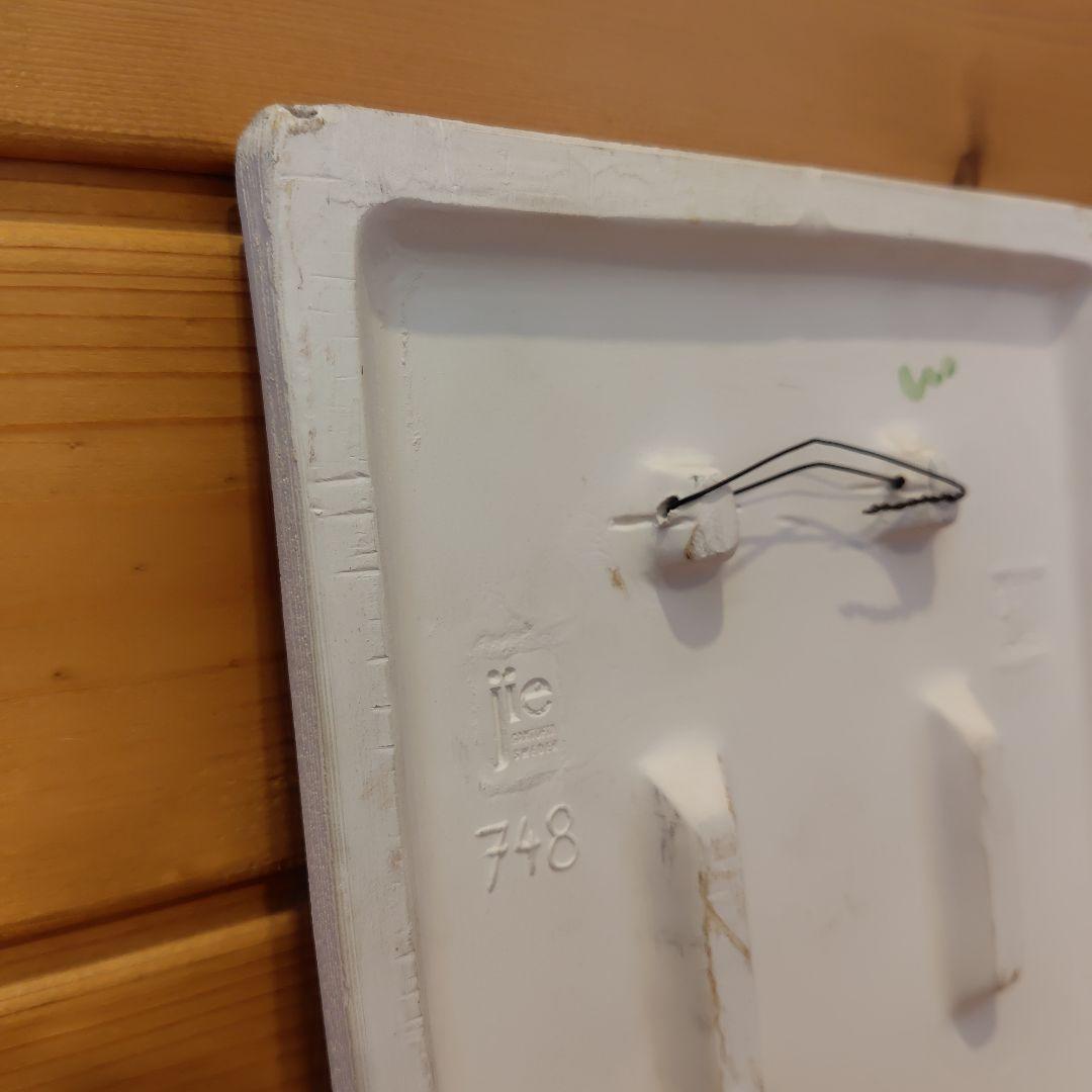 Jie Gantofta 麦と白い小花 陶板