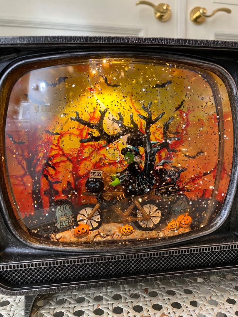 ハロウィン スノードーム