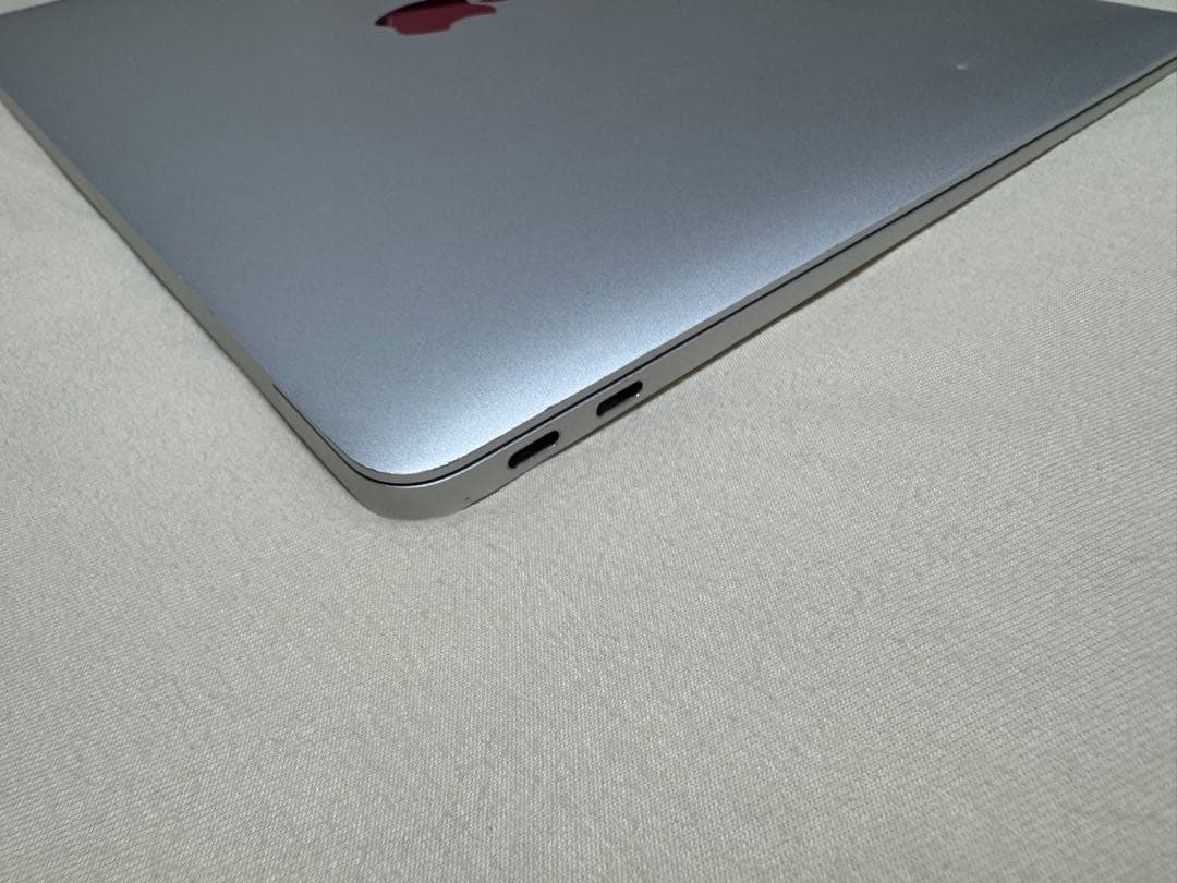 Apple MacBook Air M1 8GB 256GB シルバー