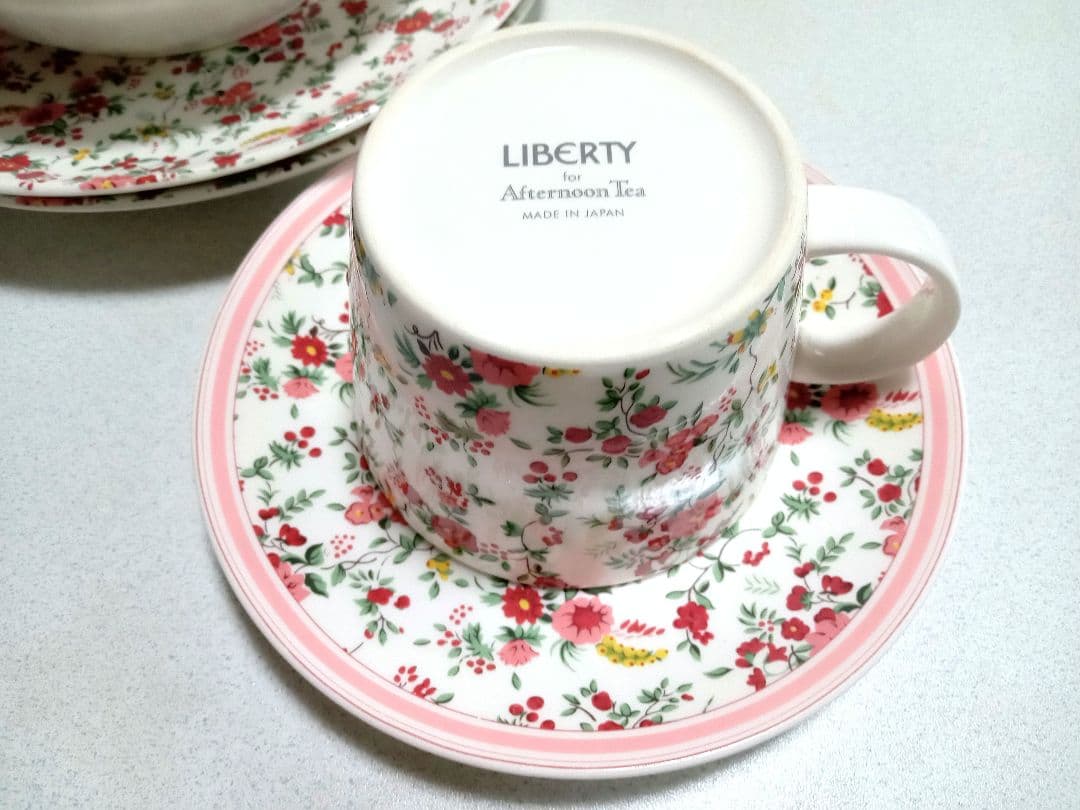 126（最終）お値引き　LIBERTY　リバティ　アフタヌーンティー　食器セット