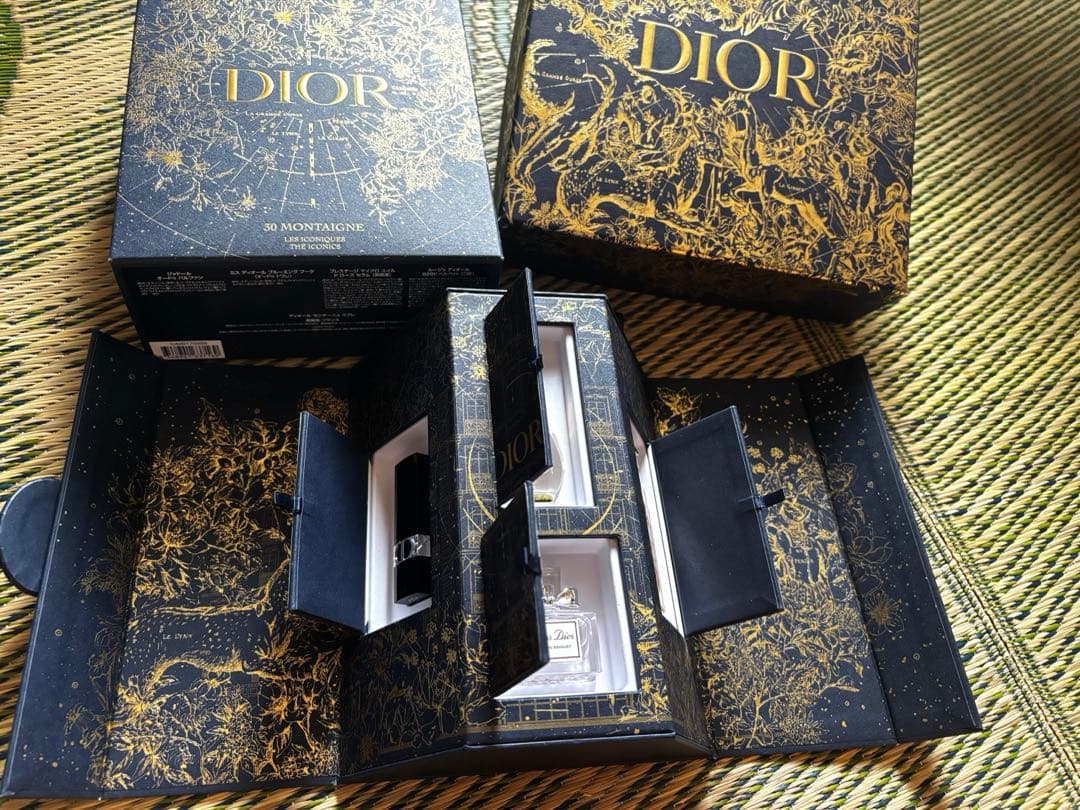 Dior アドベントカレンダー 2022 ディオール
