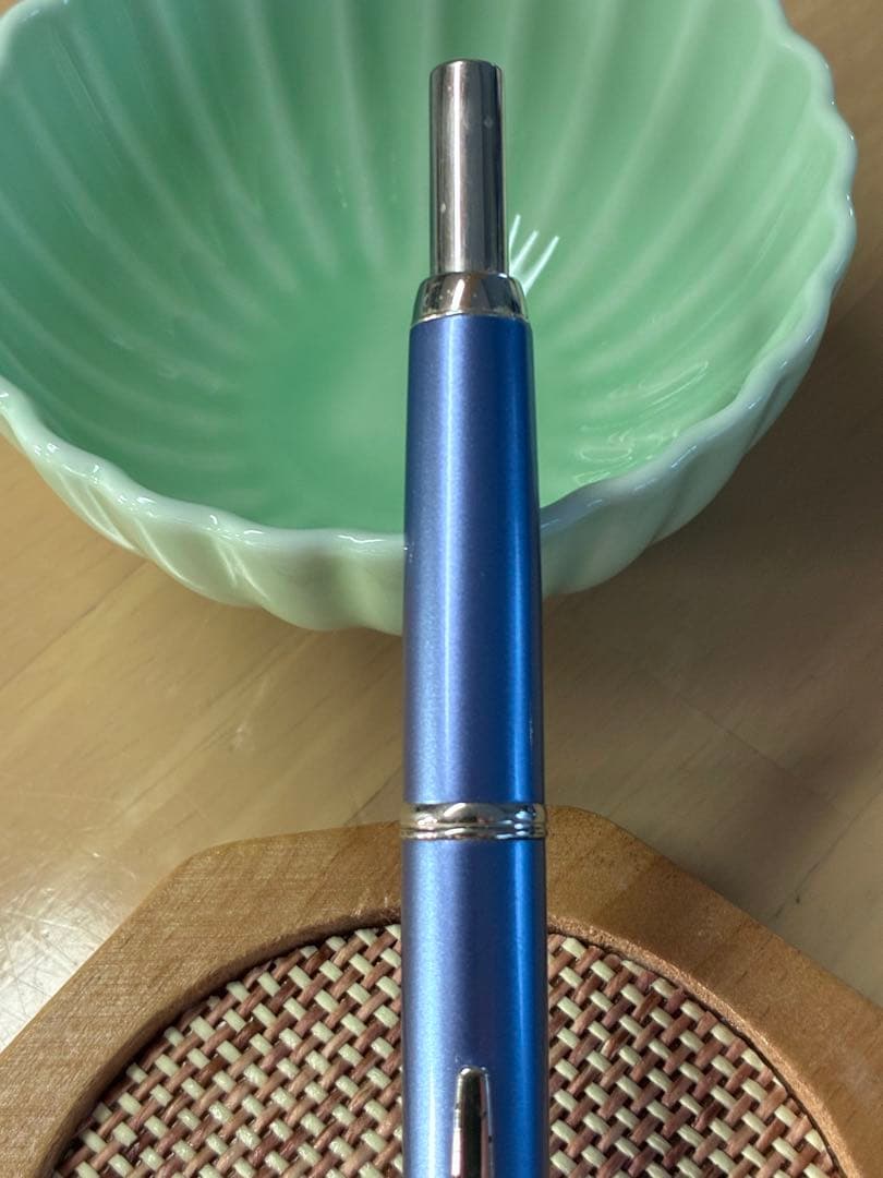 パイロット 万年筆 キャップレスデシモ ペン先 F ライトブルー 18K