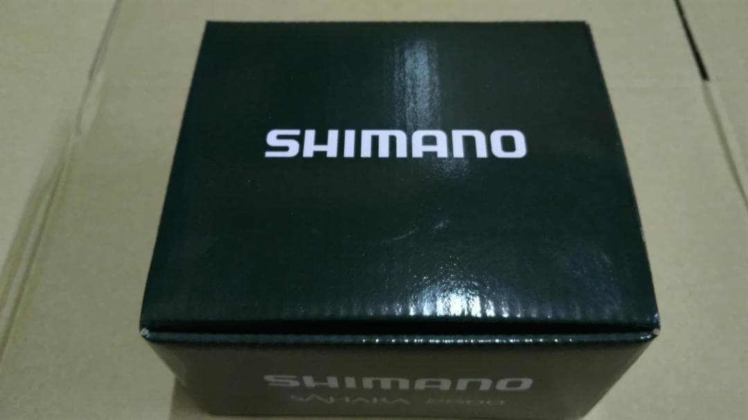シマノ 22サハラ2500 スピニングリール 未使用新品